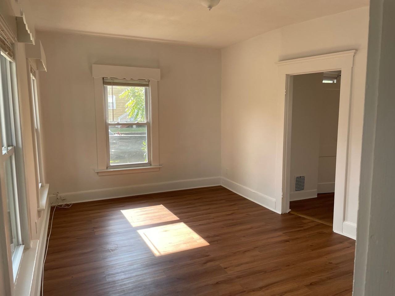 11 Leete St - Photo 2 of 10