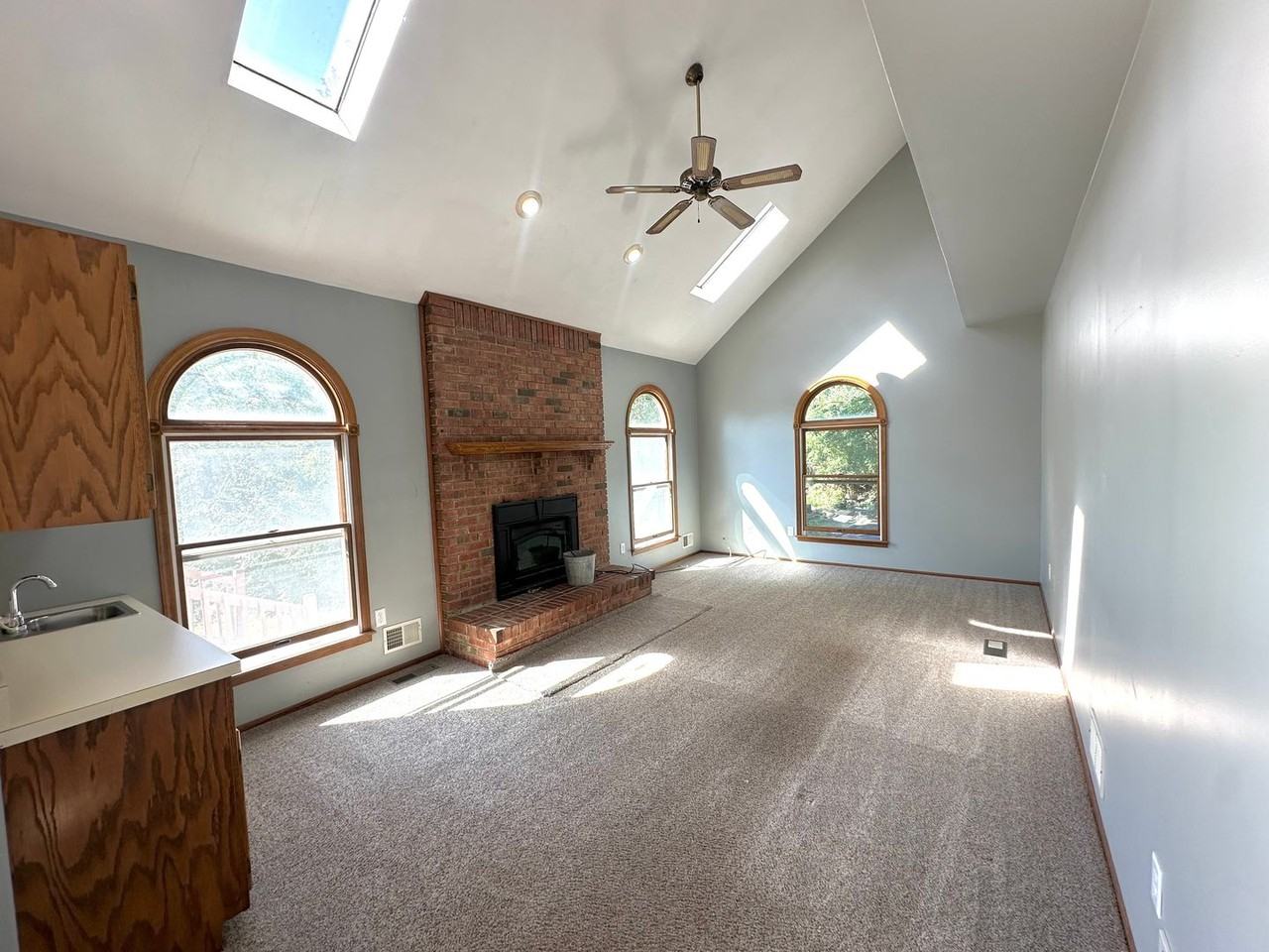 6 Cedar Hill Ter - Photo 2 of 26