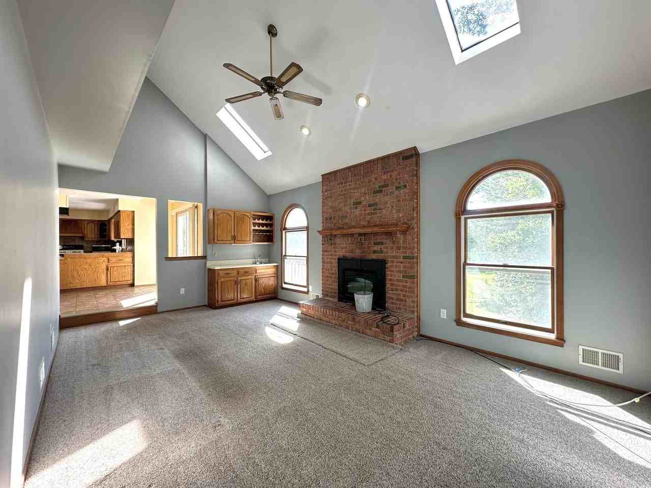6 Cedar Hill Ter - Photo 3 of 26