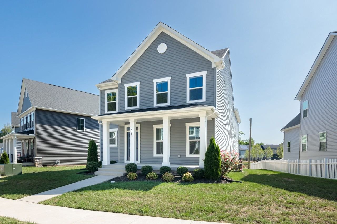 6529 Vischer Rd - Photo 3 of 50