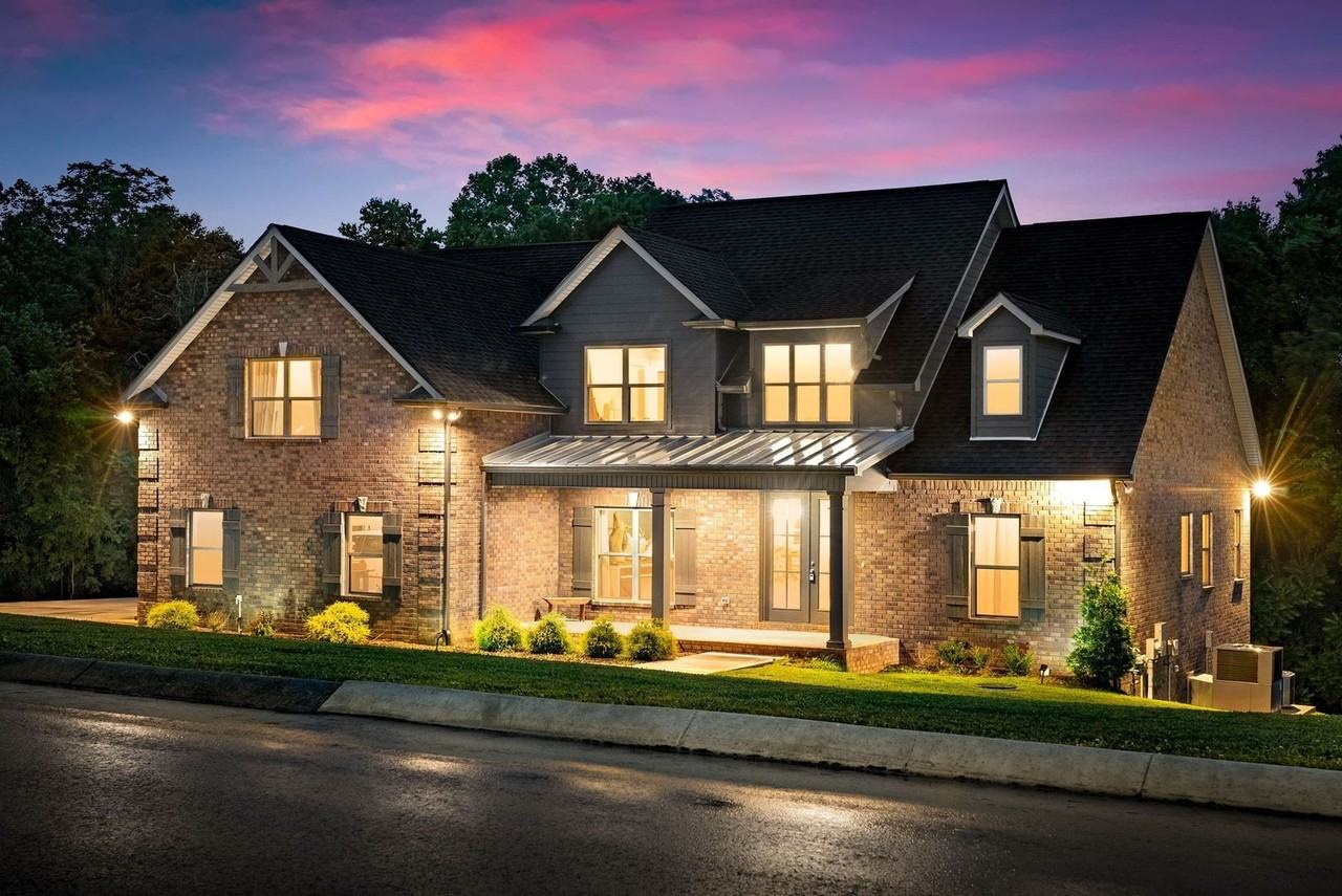 4012 Ironwood Dr - Photo 3 of 50