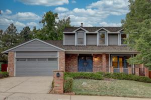 featured image of 10701 Hobbit Ln