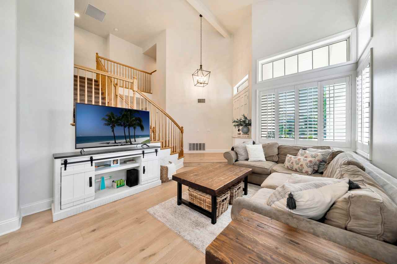 6 Ocean Ridge - Photo 2 of 26