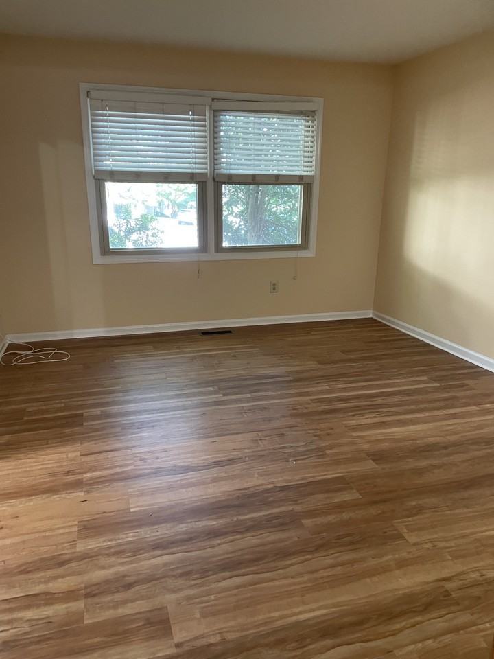 107 Reveille Rd - Photo 3 of 14