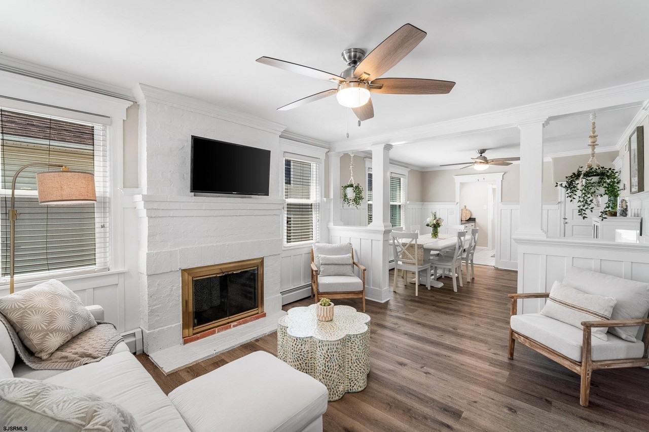 848 Park Pl #2ndFL - Photo 3 of 31