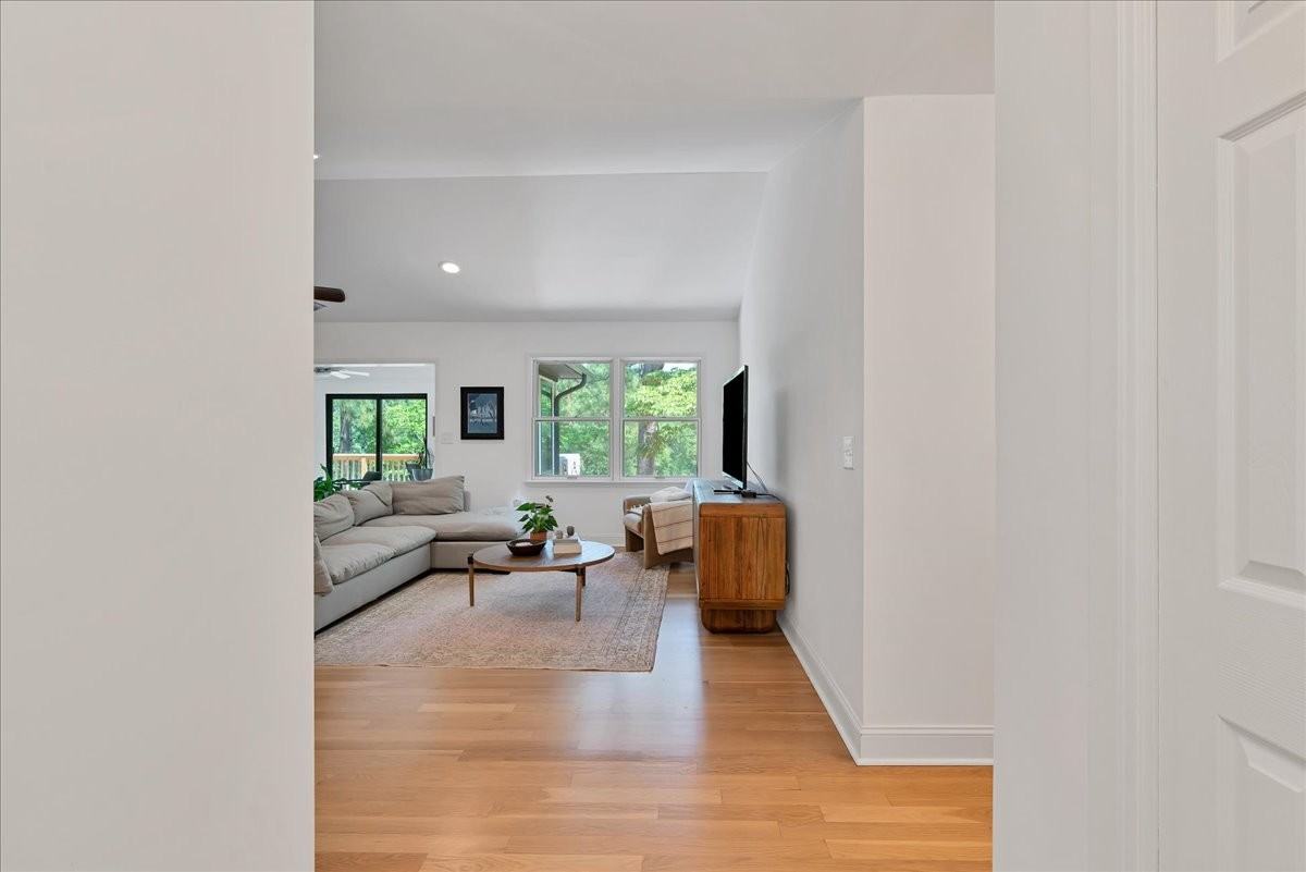 11 Windsong Pl #NA - Photo 2 of 50
