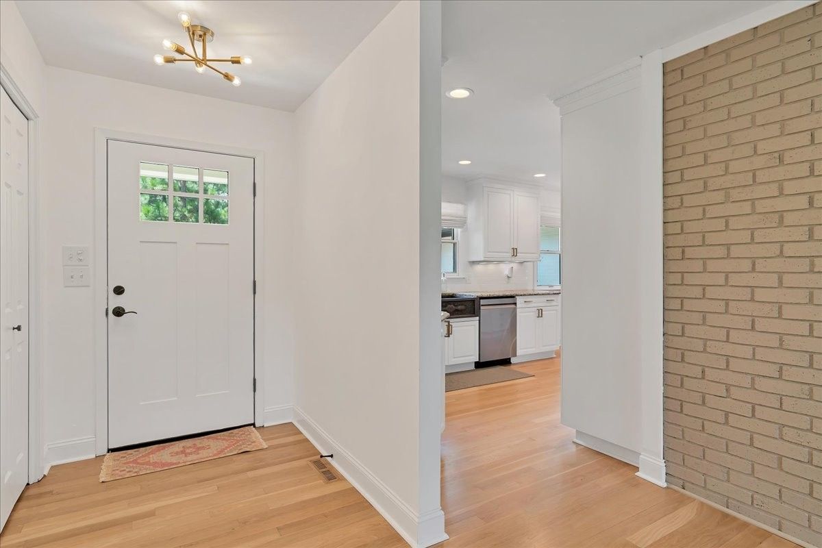 11 Windsong Pl #NA - Photo 3 of 50