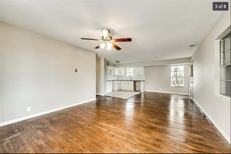 3510 Larry St - Photo 3 of 8