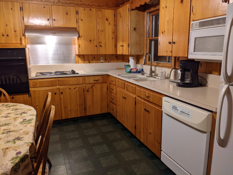 9885 Fountain Rd - Photo 7 of 23