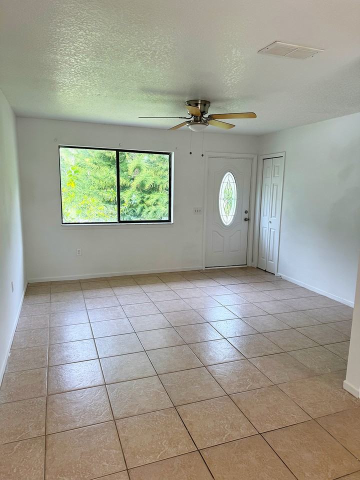 1029 Ulysses Ave Se #NA - Photo 4 of 15