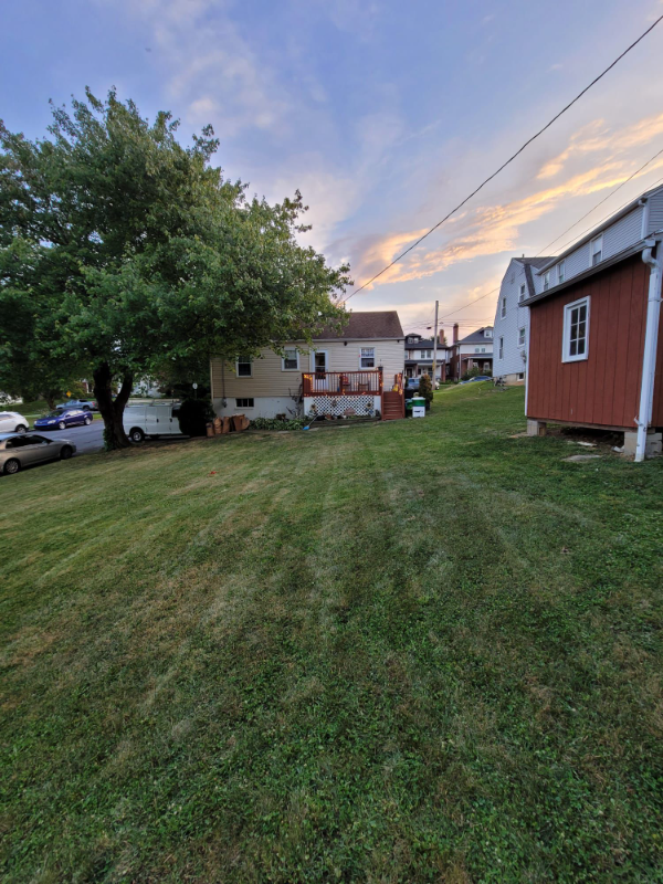 331 S 22nd St - Photo 2 of 10
