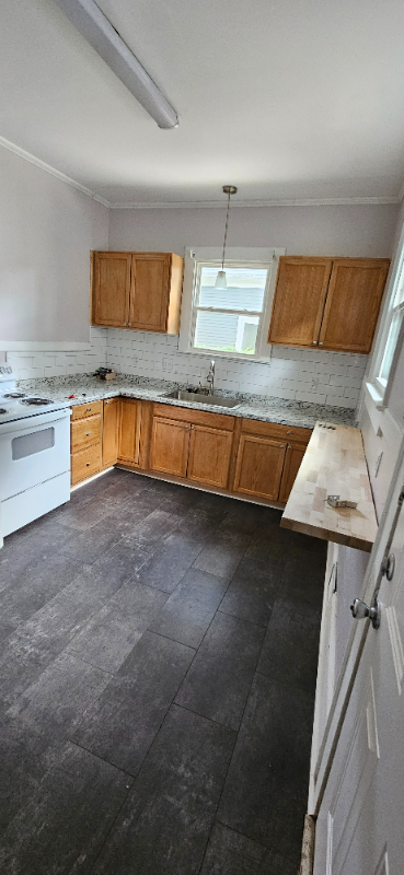 912 King St - Photo 2 of 9