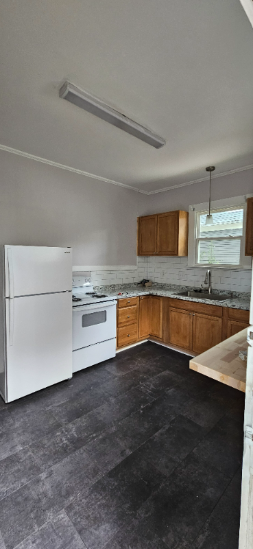 912 King St - Photo 3 of 9