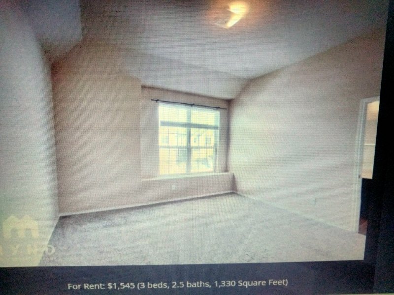 10517 Green Lake Dr - Photo 2 of 5