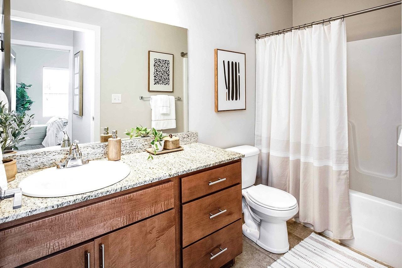 East Lake Flats - Photo 7 of 33