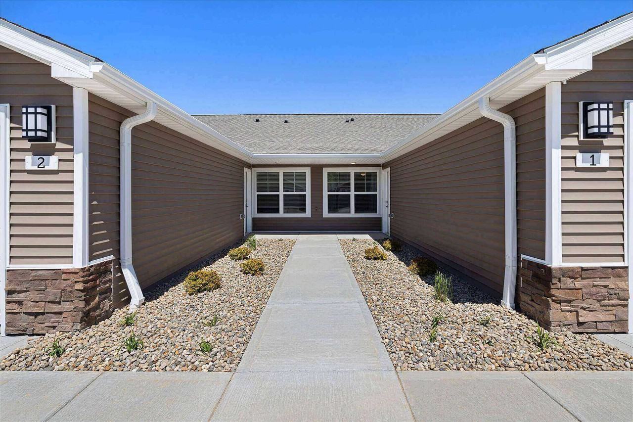 Redwood Lockport - Photo 2 of 10