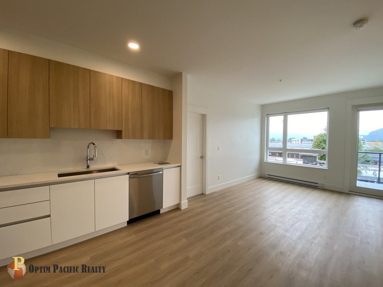 11907 223 Street #5xx - Photo 2 of 19