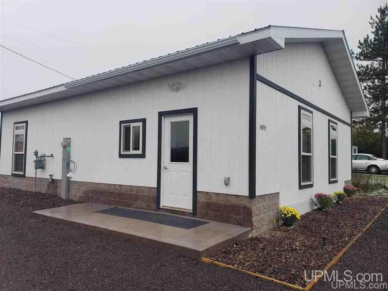 46791 Erickson Dr - Photo 3 of 27