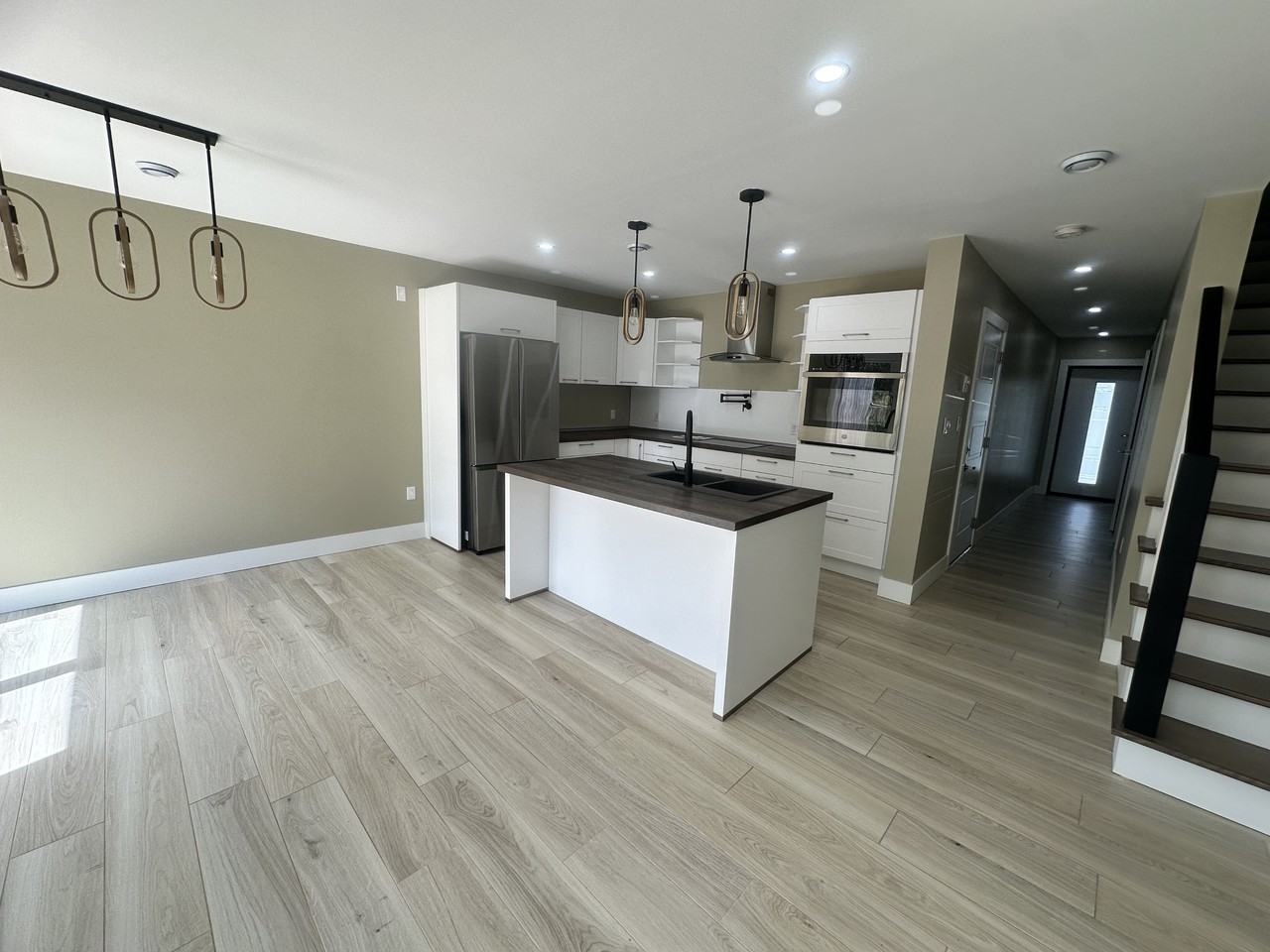 24 Enderis Lane - Photo 2 of 34