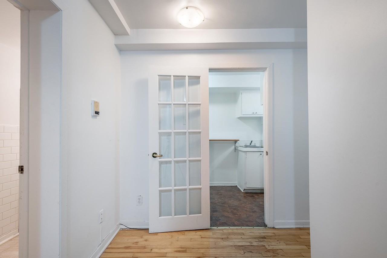 2220 Madison - Photo 2 of 10