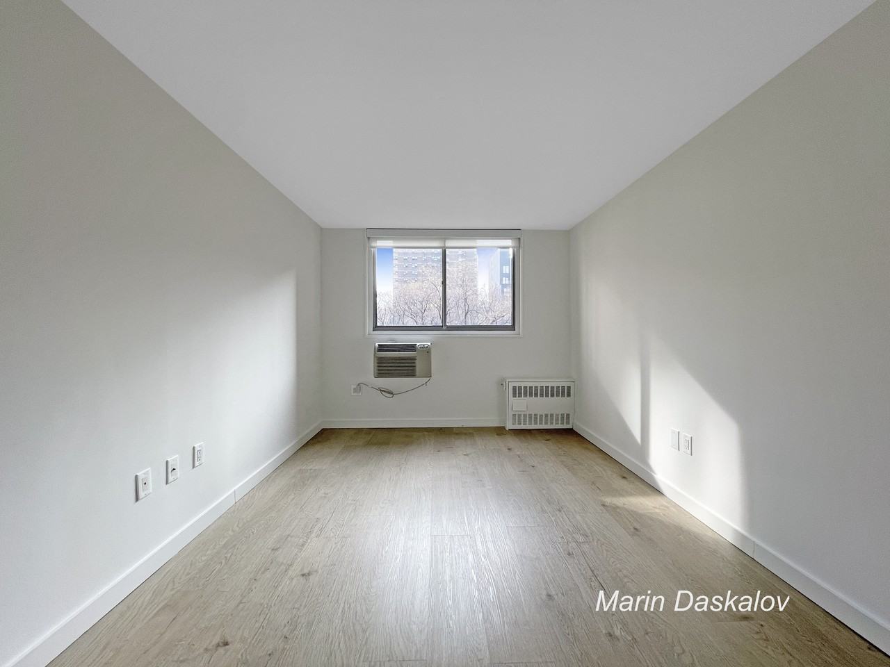 East 21st Street #3E - Photo 3 of 8