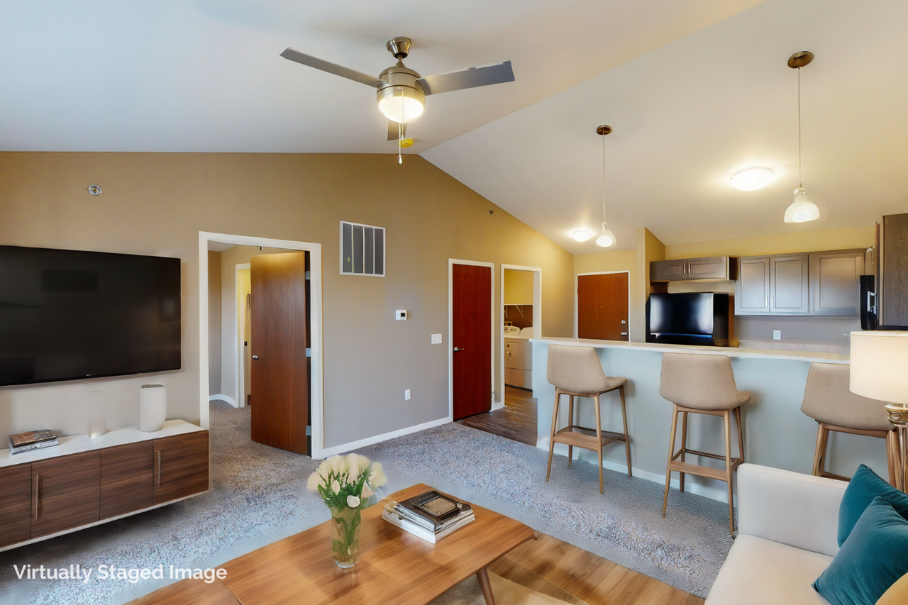 Pinnacle Point Apartments - Photo 2 of 50