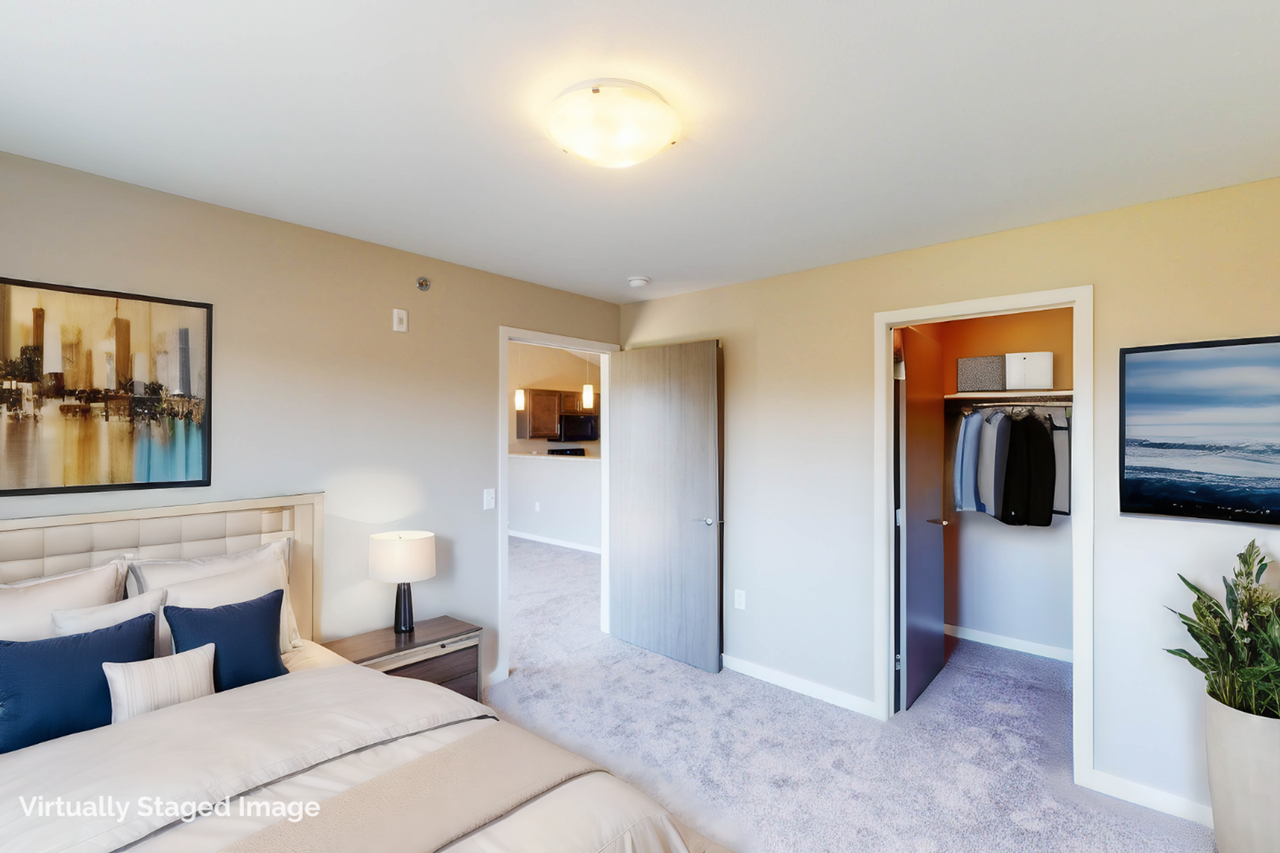 Hillcrest Heights Apartments - Photo 4 of 50