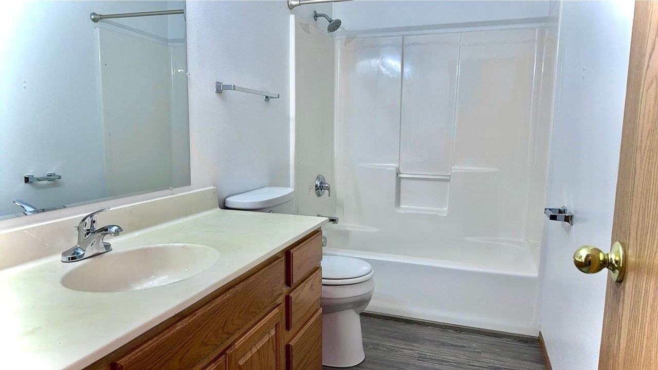 West Bay Park - Photo 6 of 6