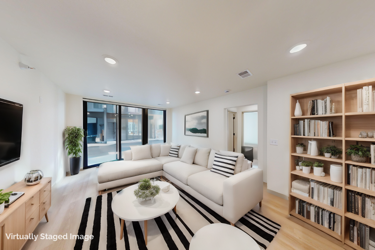 Jefferson Reserve Apartments - Photo 3 of 24