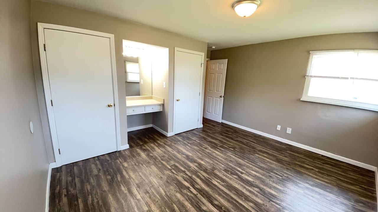 3342 Arlene Ave - Photo 3 of 31