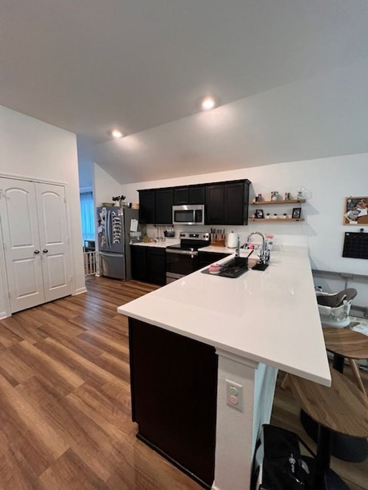 3406 Addison St - Photo 5 of 20