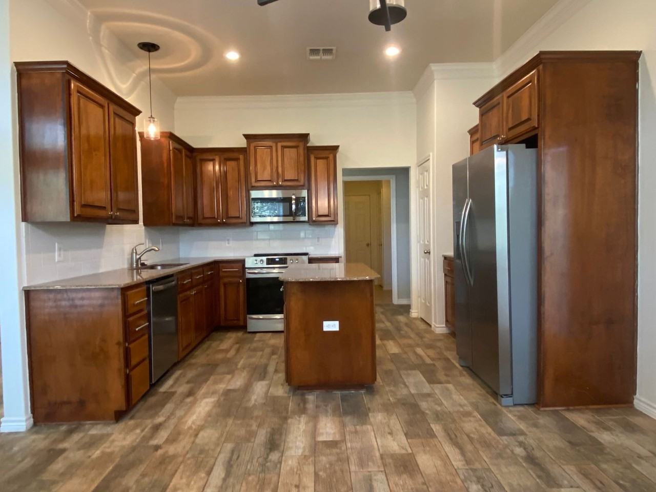 2302 Red Rock Dr - Photo 7 of 41