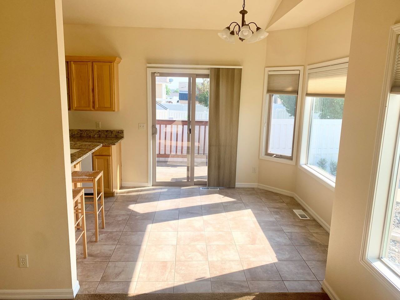 3812 Avenue D - Photo 5 of 28