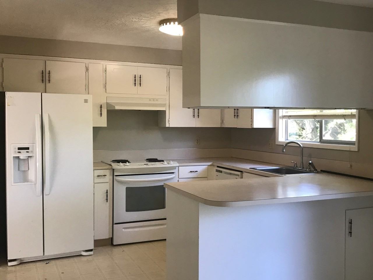 5574 Se Hillwood Cir - Photo 2 of 15