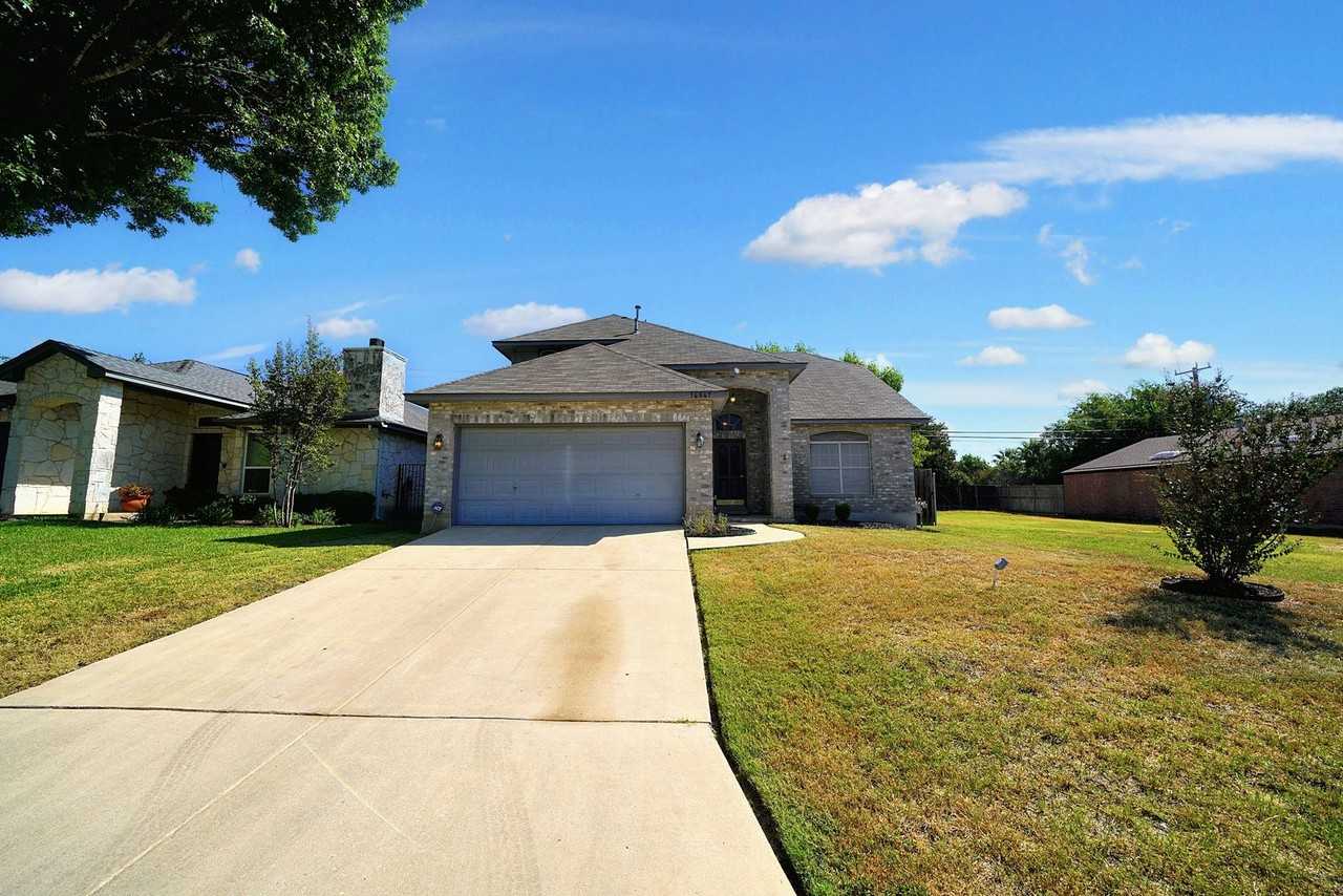 14947 Northern Dancer - Photo 2 of 41