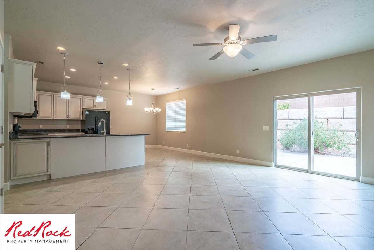 89 Clinton Cir - Photo 2 of 50