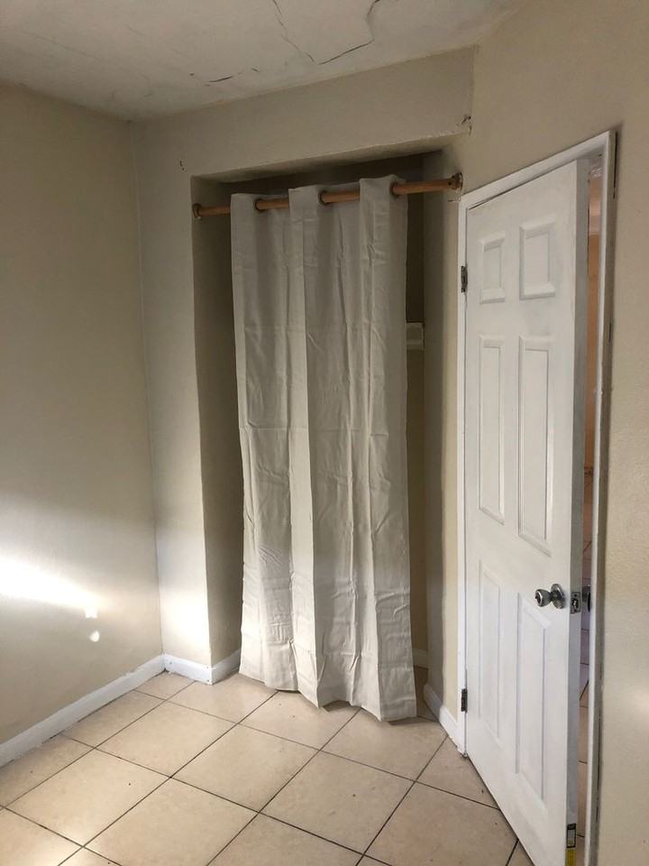 829 NW 10 TER - SUNMAX - Photo 7 of 10