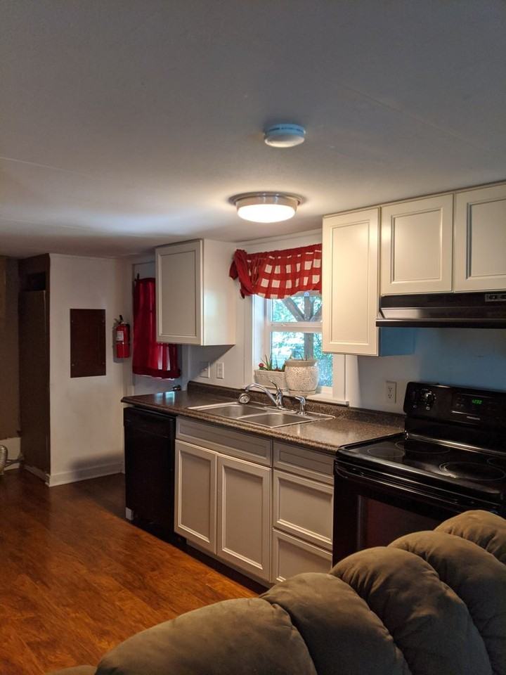 923 L St - Photo 5 of 13