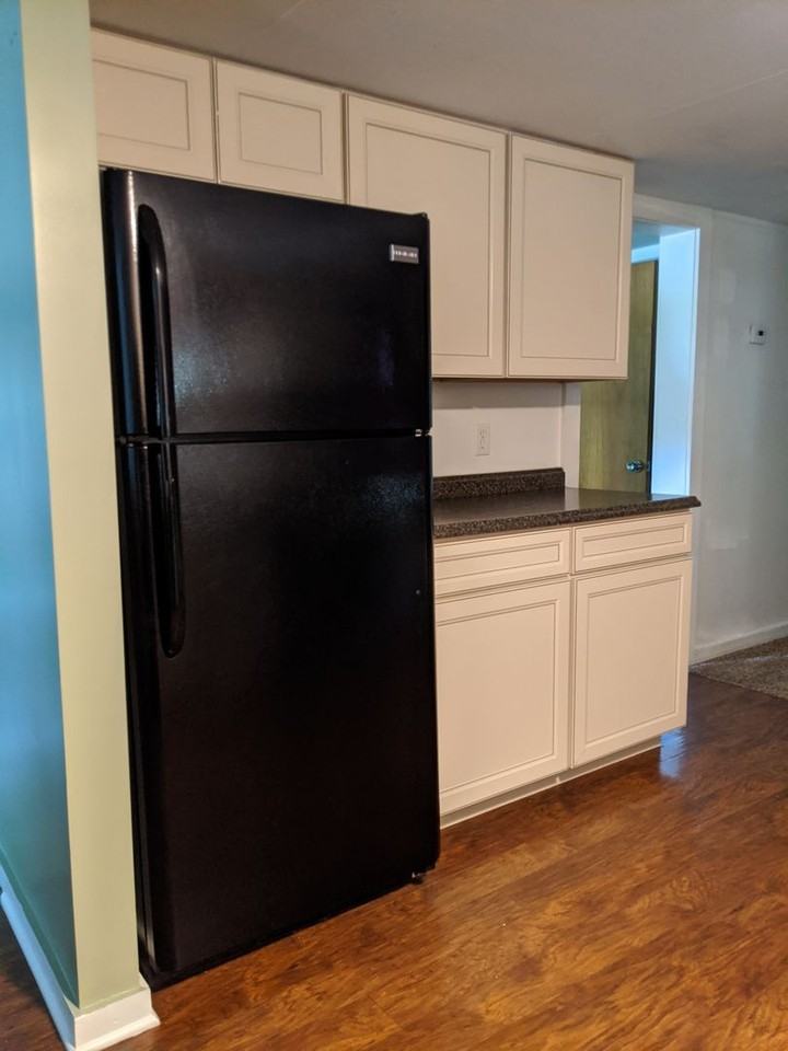 923 L St - Photo 6 of 13