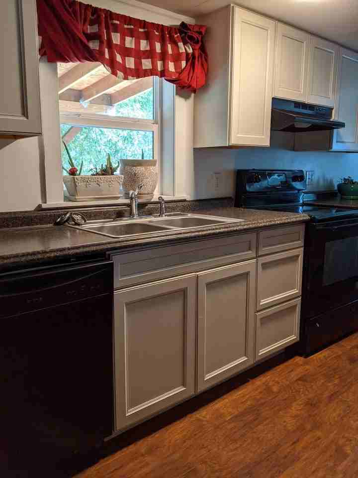 923 L St - Photo 7 of 13