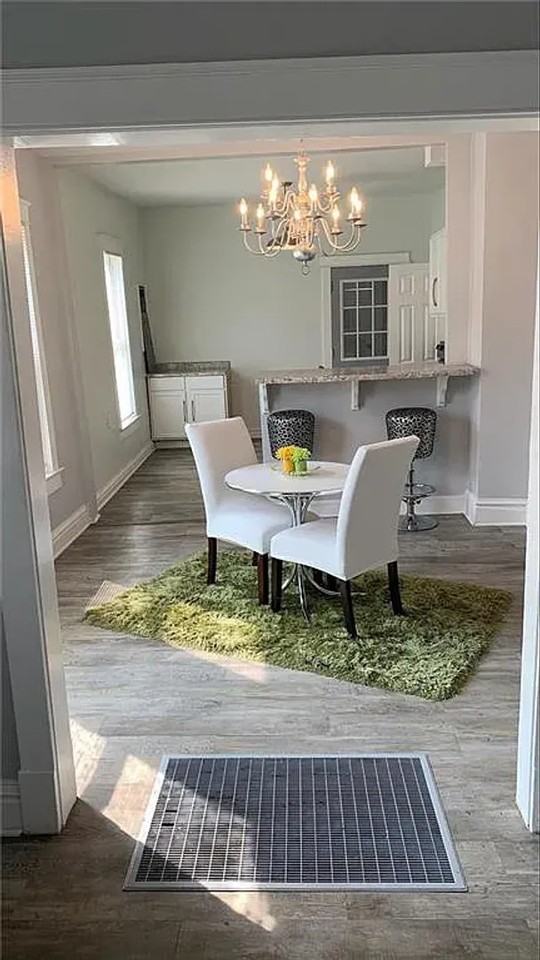 128 Topping Ave - Photo 6 of 15