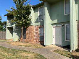 featured image of 5705 E Texas St #3