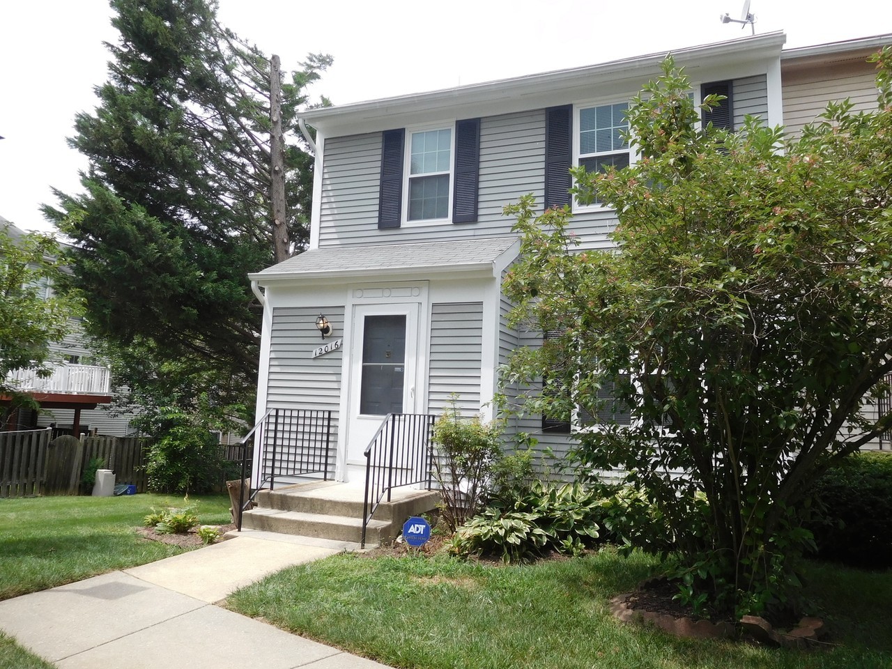 12016 Bronzegate Pl - Photo 2 of 20