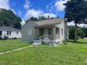 3701 N Leland Ave - Photo 1 of 1