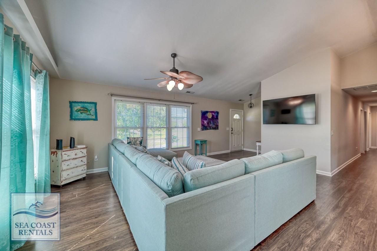 212 Topsail Watch Dr - Photo 6 of 31