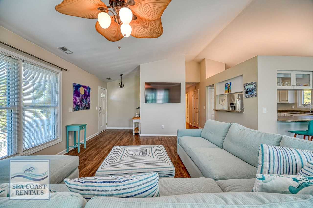 212 Topsail Watch Dr - Photo 7 of 31