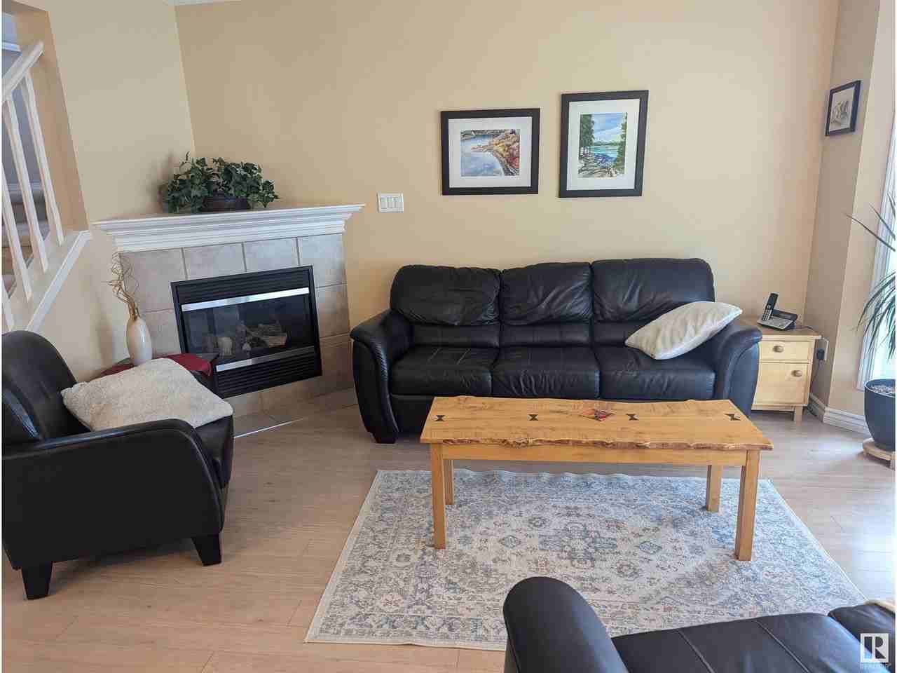 3026 30 Avenue Northwest - Photo 3 of 53