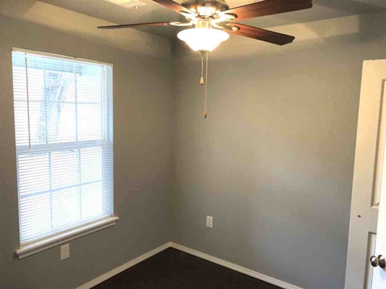 2020 Ingalls Ln - Photo 5 of 12