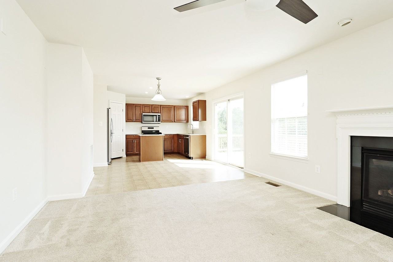 96 Holly Hill Dr - Photo 6 of 25