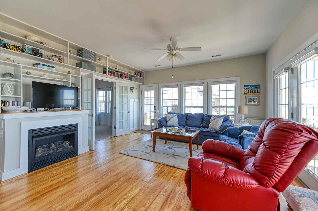 499 Topsail Road - Photo 6 of 23